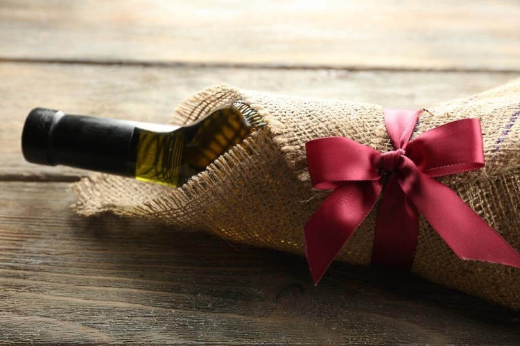 Как выбирают алкоголь для пышных банкетов