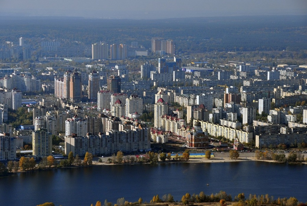 hram-na-naberezhnoj-obolon-rajon-3