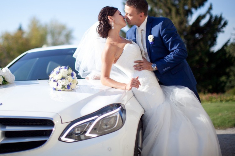 Белый Мерседес на свадьбу