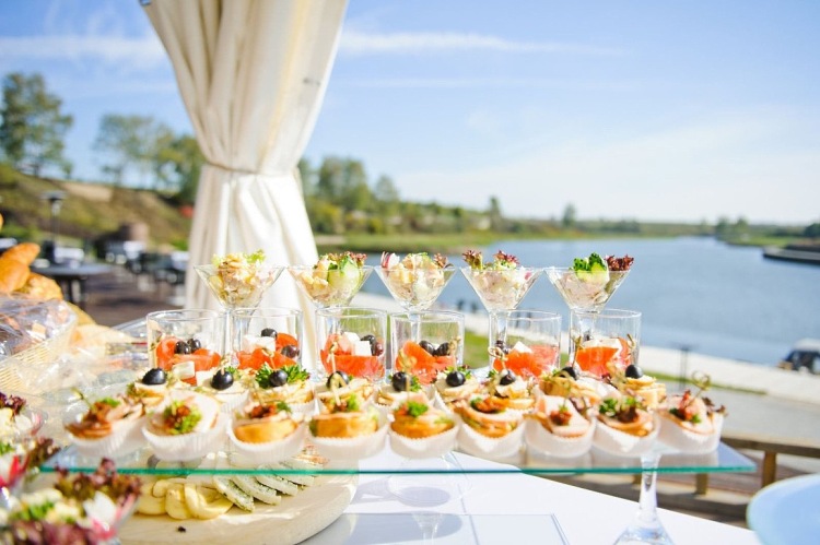 Организация фуршетов