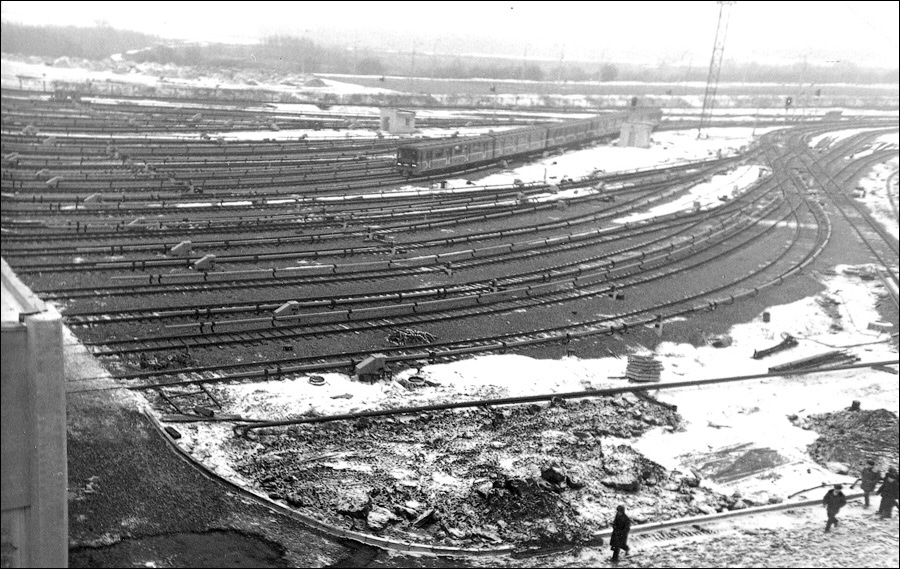 Героев Днепра 1987