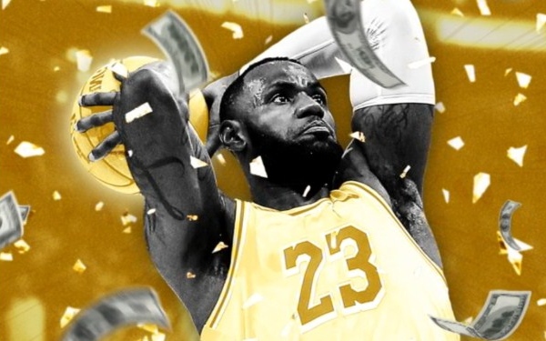 ЛеБрон Джеймс