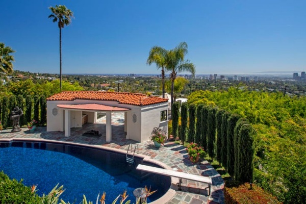 ЛеБрон Джеймс Дом