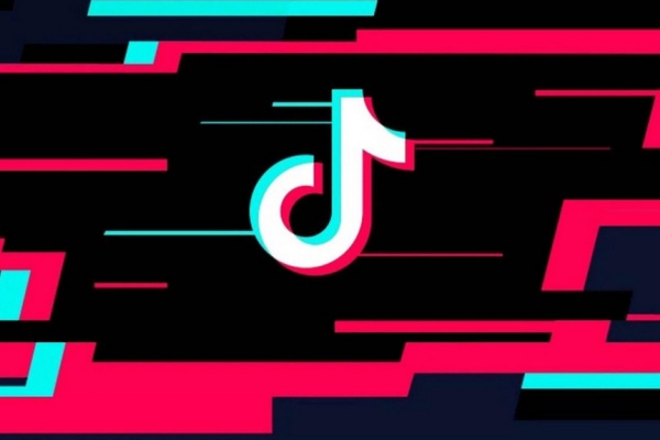 TikTok - самый популярный сайт мира