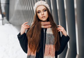 Платки и шарфы в гардеробе женщины