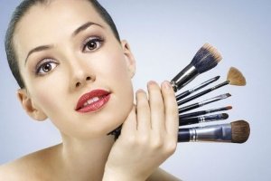 Аллергия на косметику: как ее избежать?