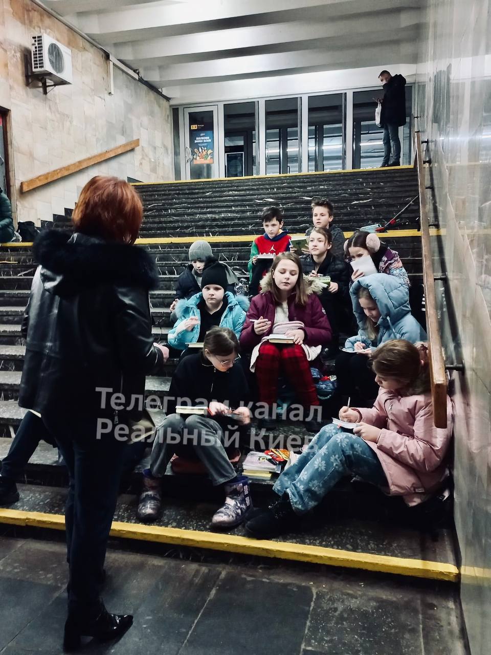 zanyattya-z-ditmi-v-metro