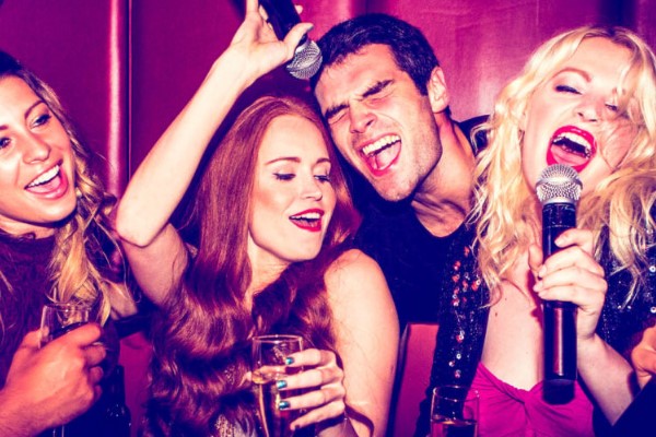 Мальчишник и девичник