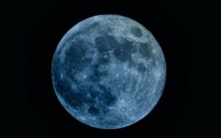 Блакитний Місяць у серпні