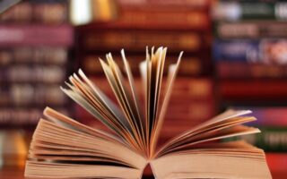 Що таке роман