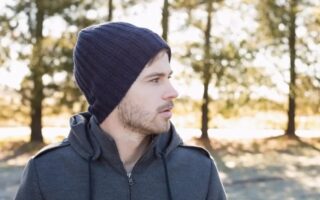 Зимові чоловічі шапки: стильно і практично