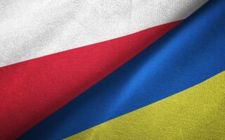 Польща продовжила дію тимчасового захисту для українських біженців