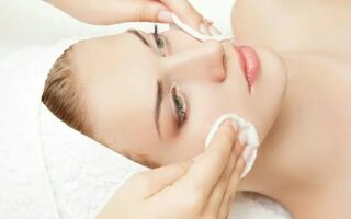 Професійна косметика і звичайна