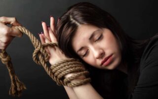 Залежність: що це таке