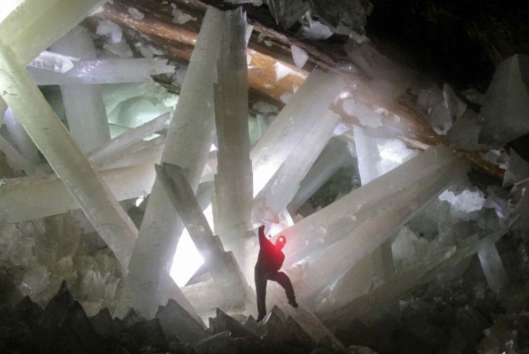 Печера кристалів