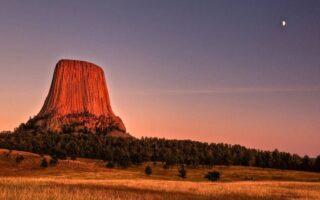 Моноліт Девілз-Тауер