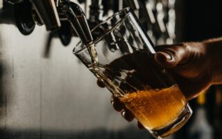 Безалкогольне пиво