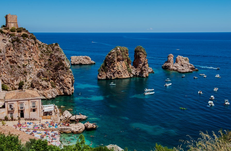 Итальянские острова: Сицилия, Сардиния