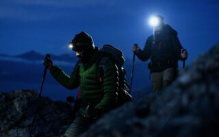 Налобний ліхтар для туризму