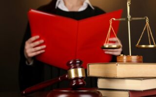 Що таке правовий прецедент