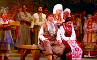 Що таке фольк опера