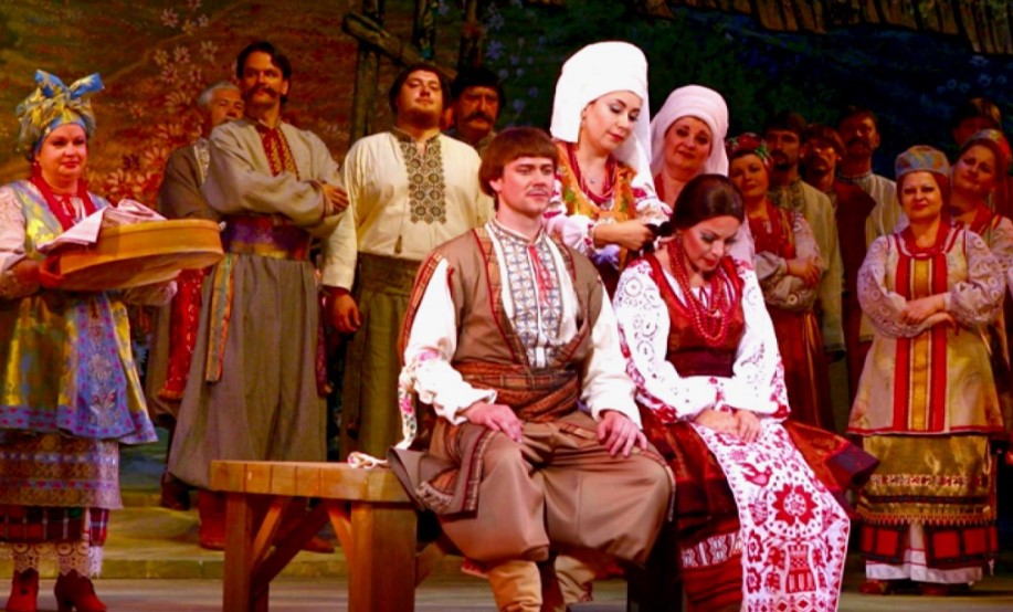 Що таке фольк опера