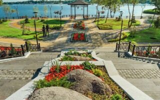 Набережная Оболони и парк Наталка