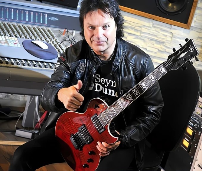 Энди Ла Рок и его фирменная гитара