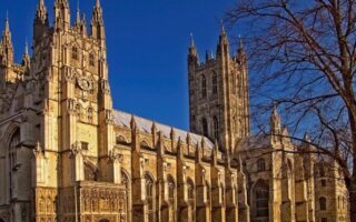 Що таке романський стиль в архітектурі