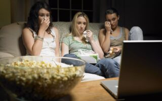 мелодрами, які рятують вечори