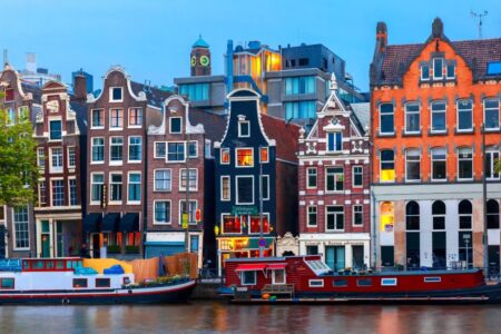 Пассажирские перевозки в Нидерланды